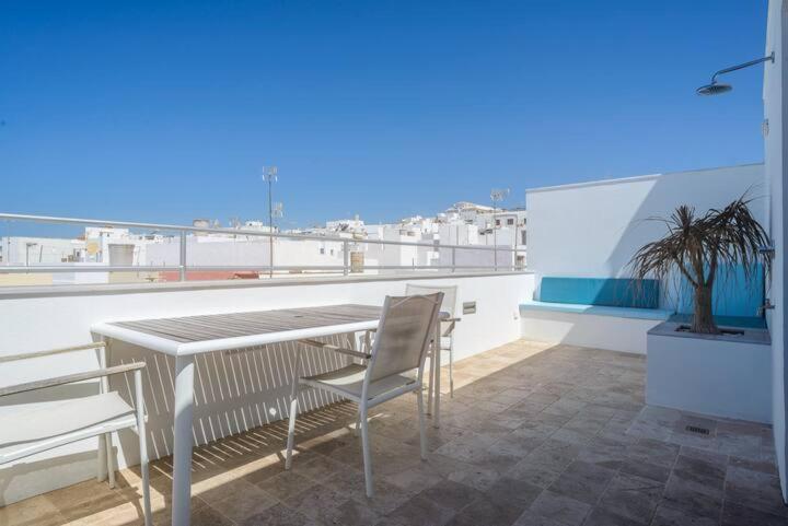 Apartamento Con Terraza Vistas Al Mar. Conil De La Frontera Luaran gambar