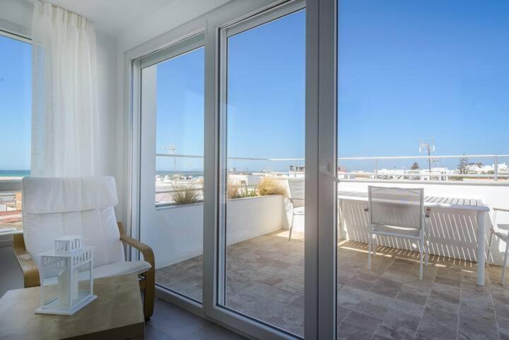 Apartamento Con Terraza Vistas Al Mar. Conil De La Frontera Luaran gambar